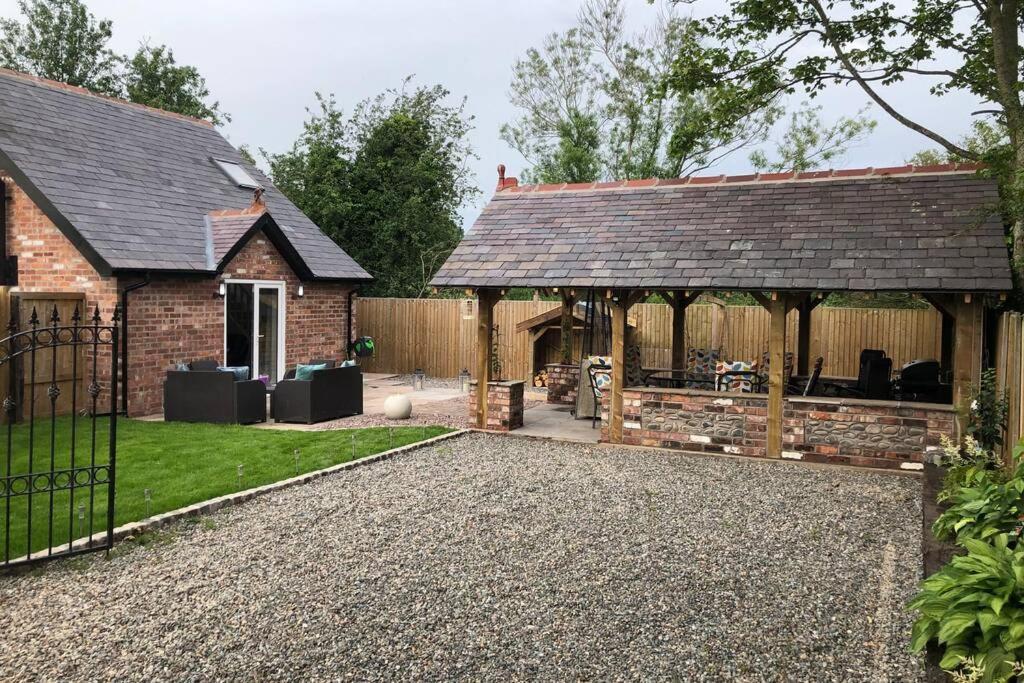 Dove Nest Cottage Blackpool Lytham St Annes Exterior foto